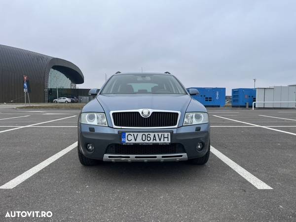 Skoda Octavia Combi 2.0 TDI 4x4 Elegance - 5