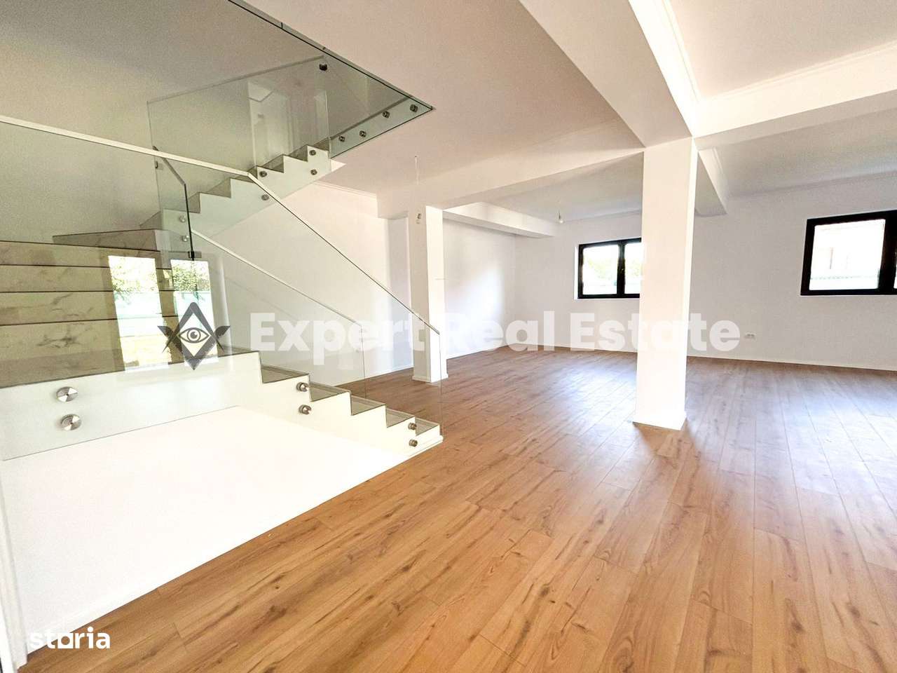 VILA SPATIOASA TUNARI-PIPERA-0