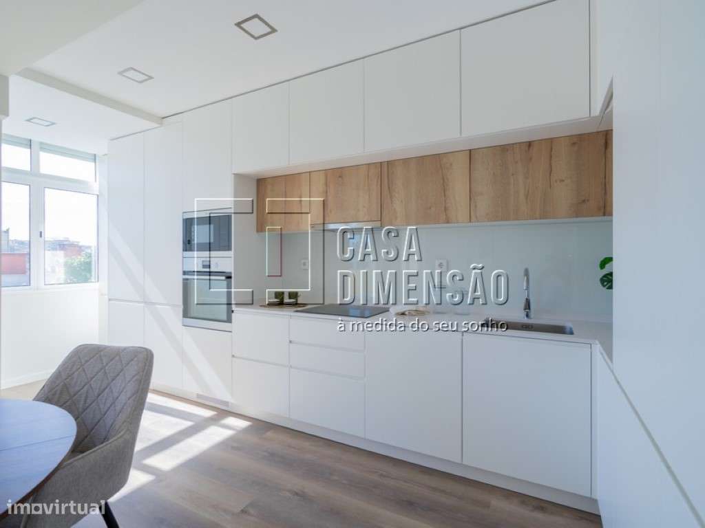 Apartamento T3 com Varanda em Benfica - Totalmente Mobilado e Pront...-26