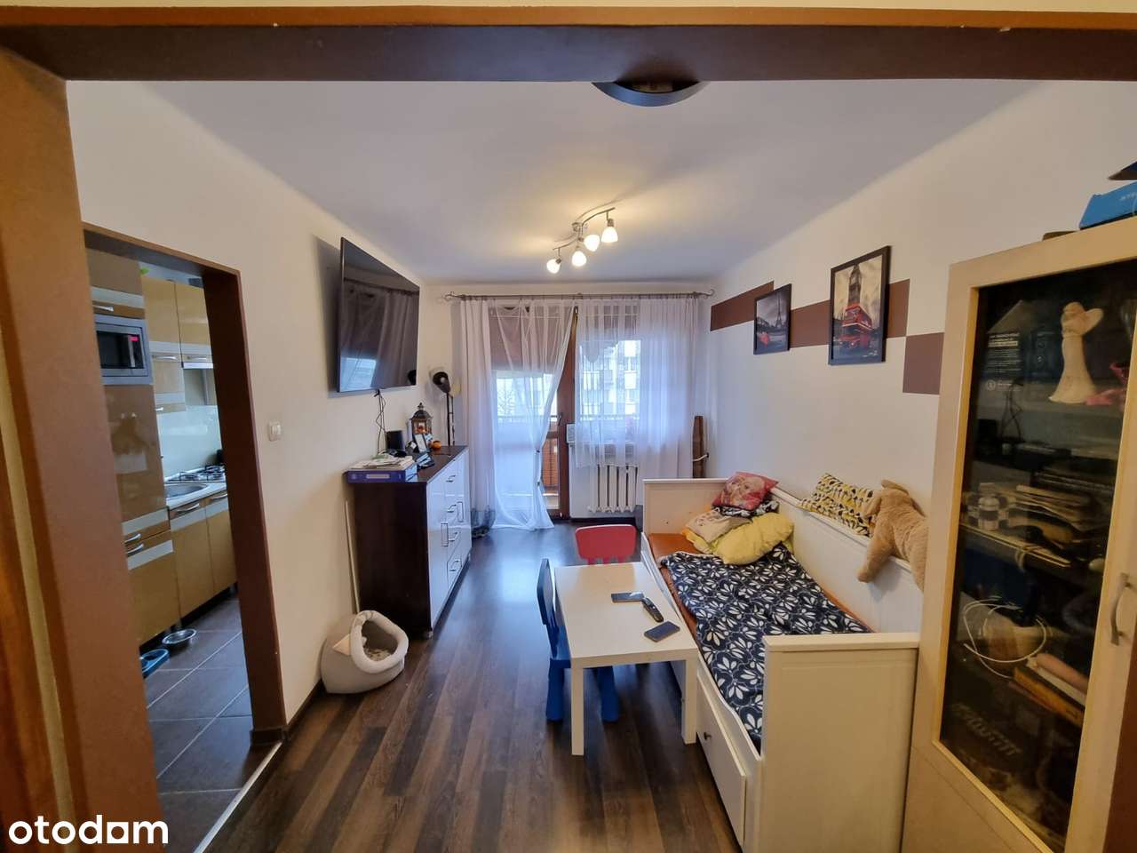 Nowe 2 Pokoje na 1 piętrze, po remoncie i wyposażone !-0