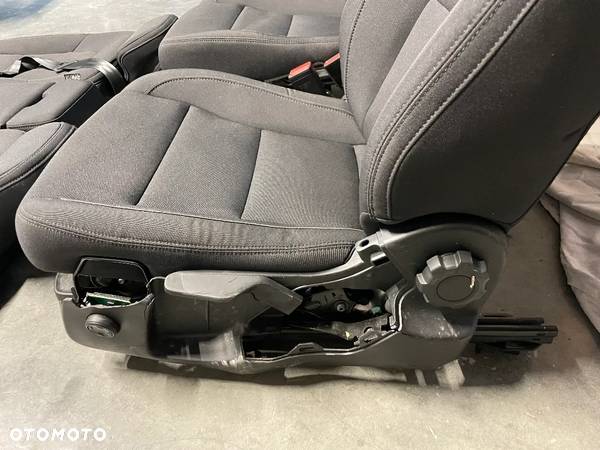 Komplet foteli Volvo xc40 2021rok 1,5 benz - 5