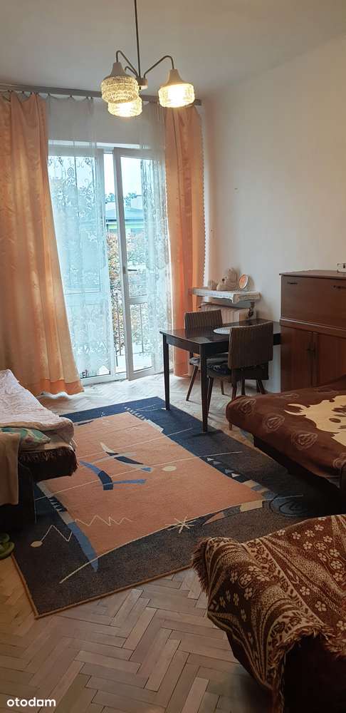 STARE BIELANY!.Kameralny budynek otoczony zielenią,ciche. Piwnica 6,75-1