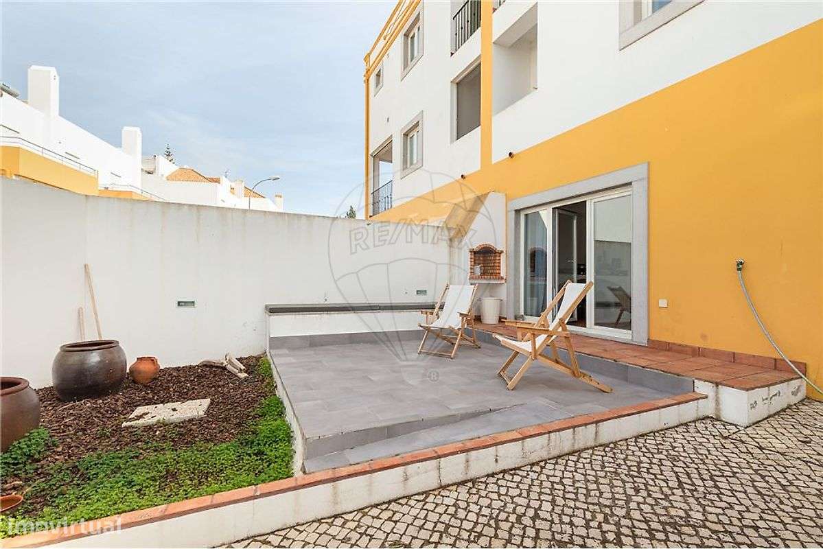 Moradia T2 para venda - Grande imagem: 2/12