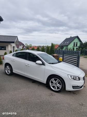 Volvo S60 T5 Powershift Edition Pro - 8