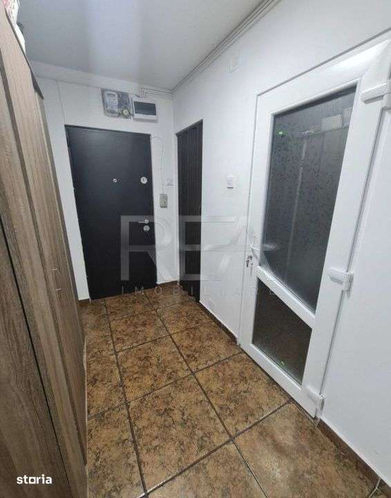 3 camere, decomandat, et 3/4-Drumul Taberei, Aleea Potaisa - Imagine principală: 5/10