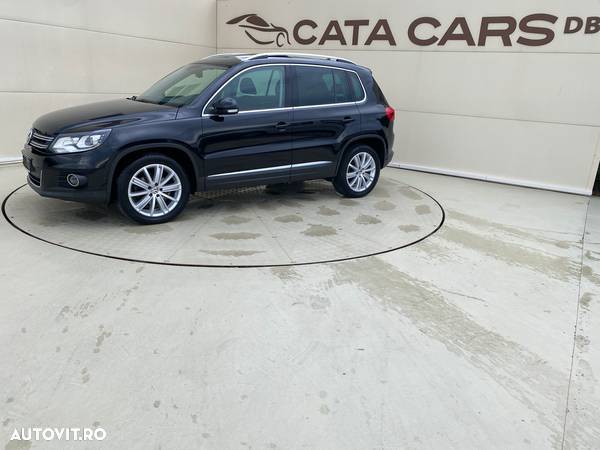 Volkswagen Tiguan 2.0 TDI 4Motion DSG BMT Sport & Style - 6