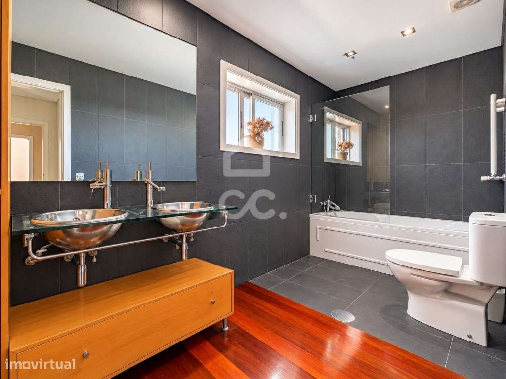 Apartamento T4 no Centro de Vila Nova de Famalicão | Vista Parque d...-13
