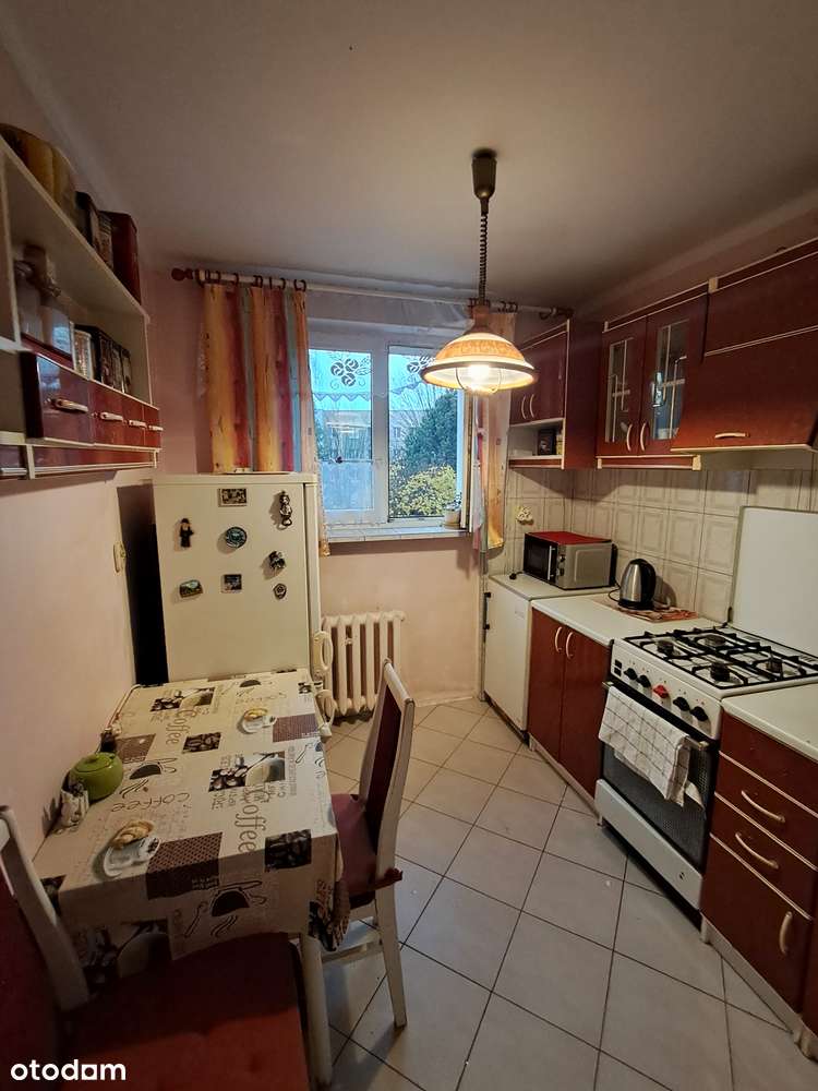 3 niezależne pokoje na 1 piętrze, niski blok-1