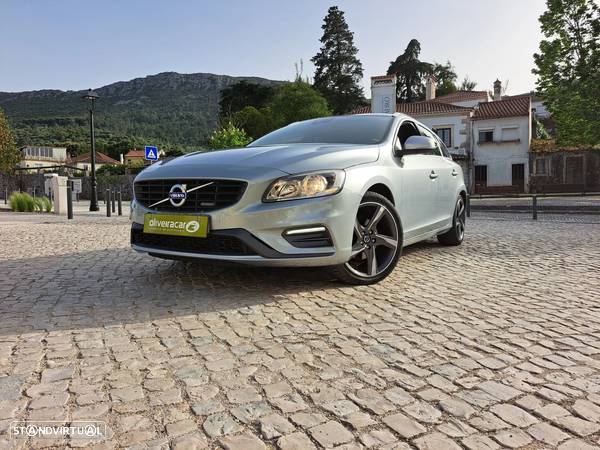 Volvo V60 1.6 D2 R-Design - 3