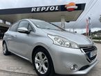 Peugeot 208 1.4 HDi Allure - 1