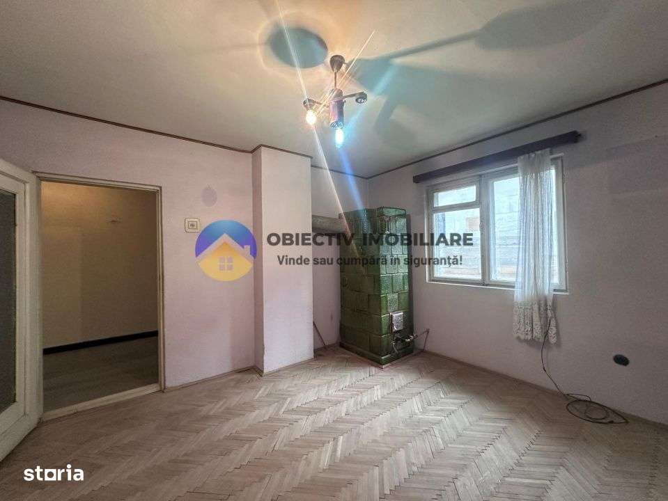 Casa cu teren de vanzare in Piatra Neamt – zona centrala Piatra Neam - Imagine principală: 3/19