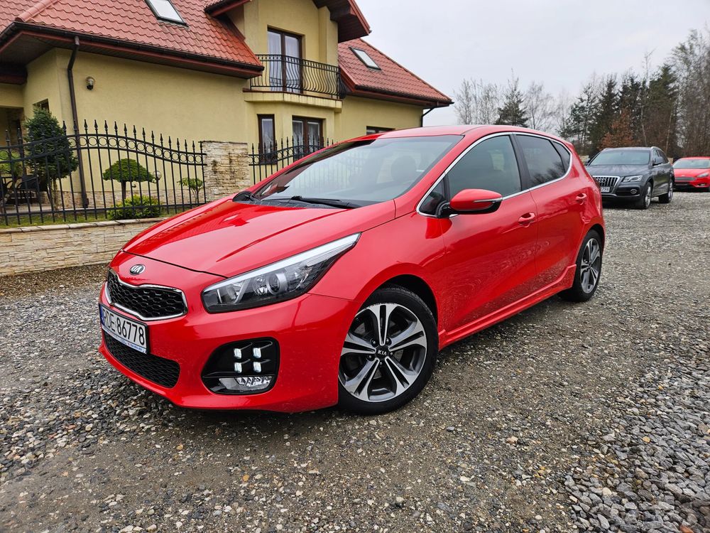 Kia Ceed II 1.0 T-GDI ISG GT Line 2015
