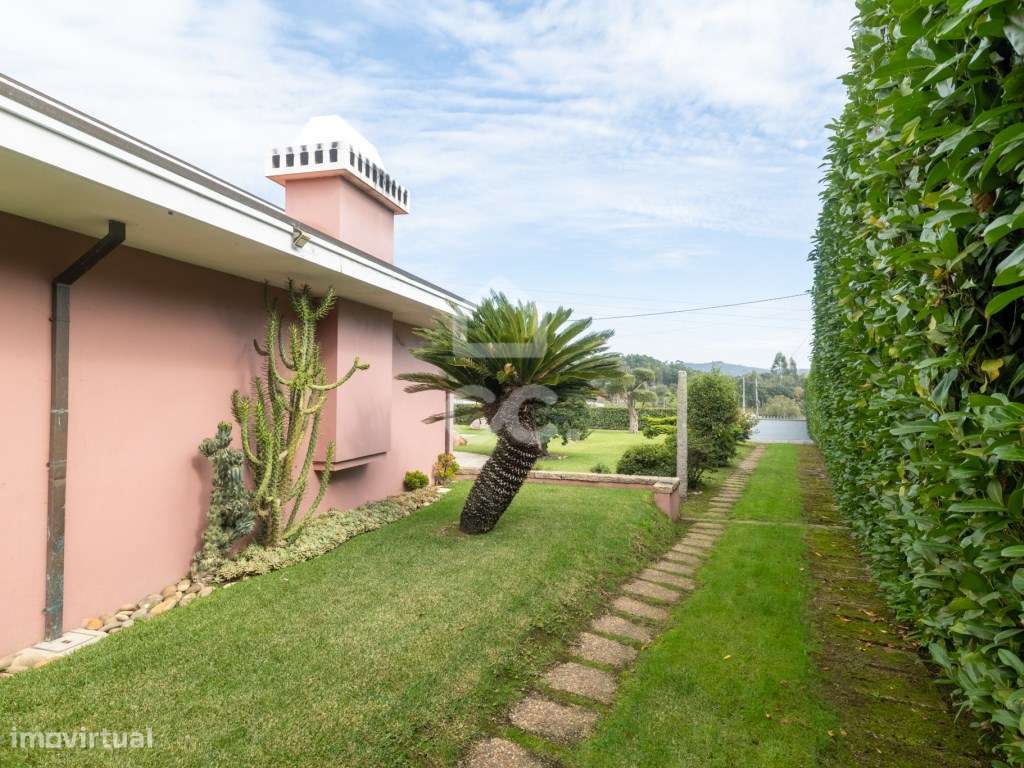 Moradia Individual de Luxo T4 às Portas da Cidade - Gavião, Famalicão-41