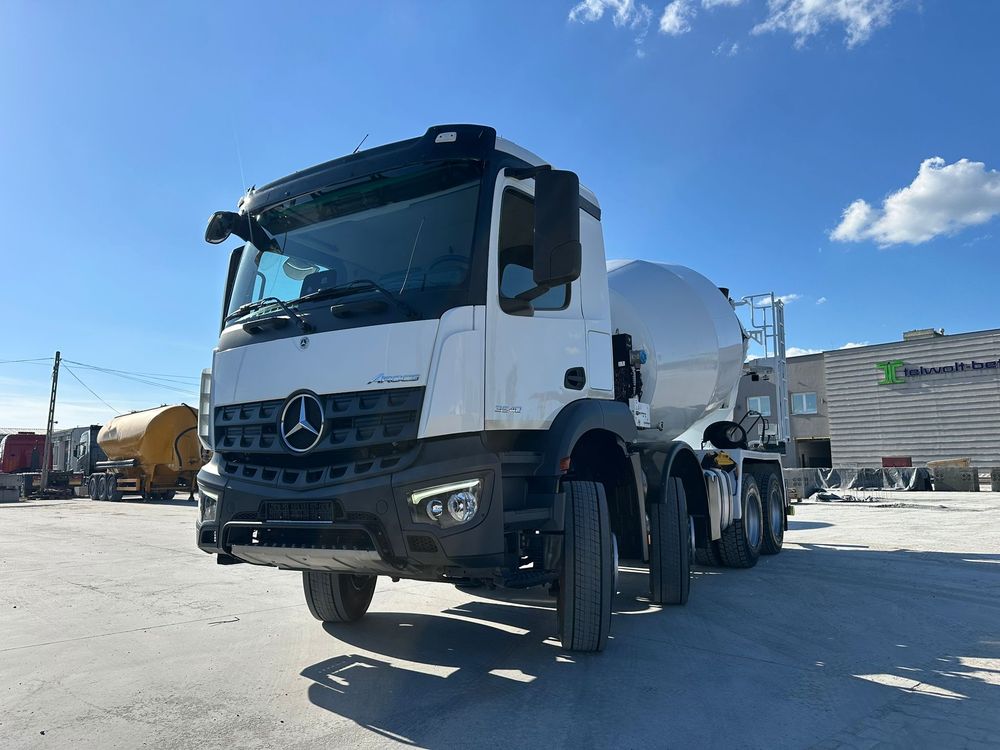 Mercedes-Benz Arocs 2023