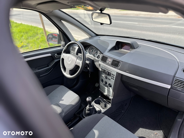 Opel Meriva 1.6 Cosmo - 26