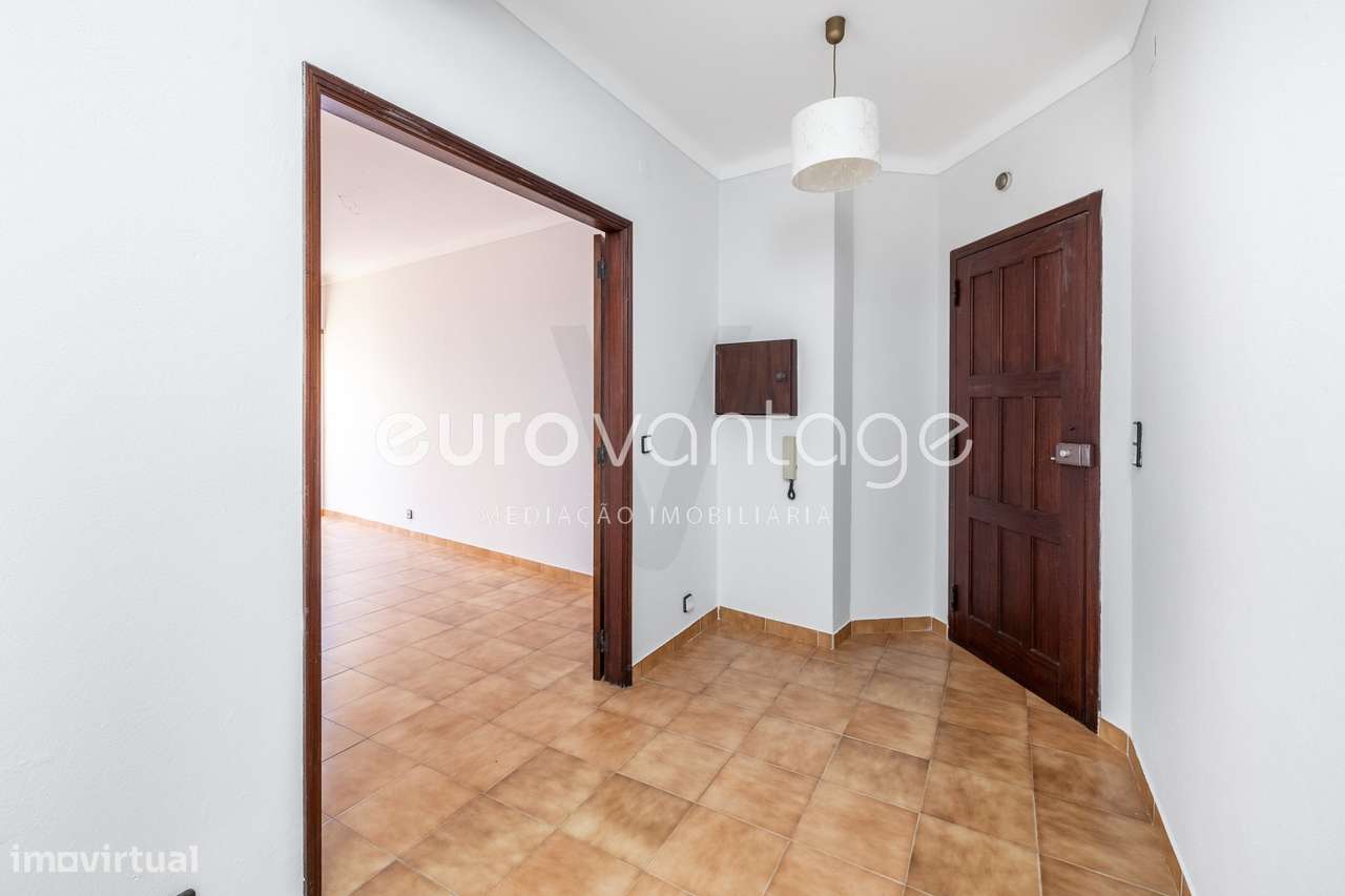 Apartamento T2 centro Marinha Grande - Grande imagem: 3/30