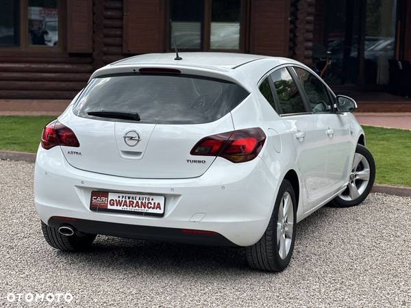 Opel Astra 1.6 Turbo Color Edition - 8