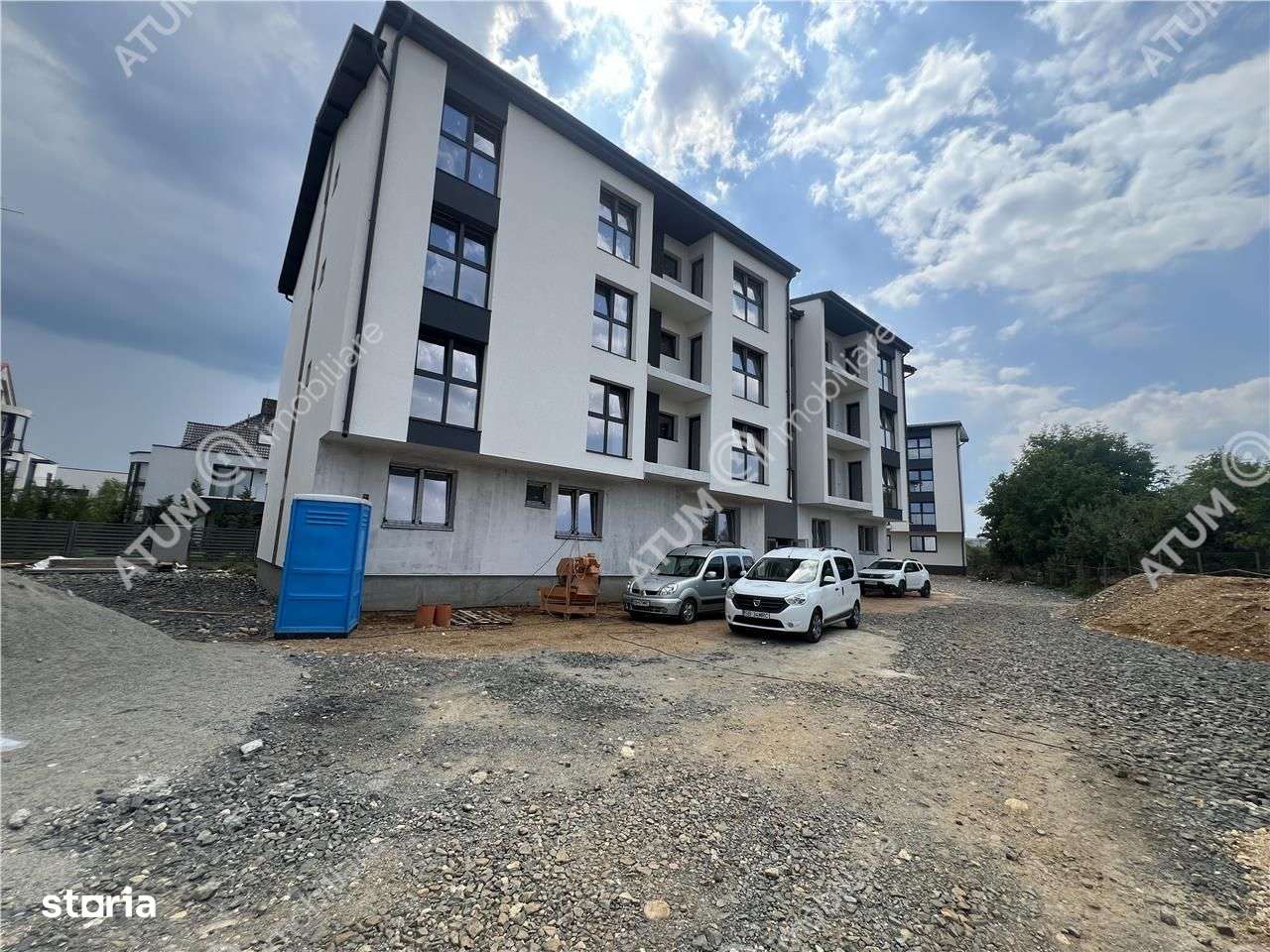 Apartament cu 3 camere decomandate etaj 1 zona Selimbar\/Vasile Aaron - Imagine principală: 3/11