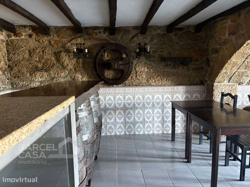 Moradia T3 com comércio nas Carvalhas - Barcelos - Grande imagem: 3/17