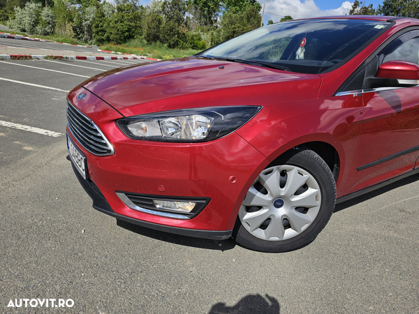 Ford Focus 1.0 EcoBoost Start Stop Titanium - 17