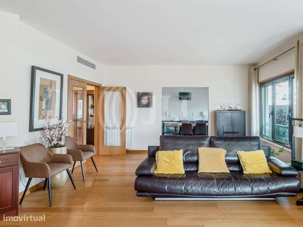 Apartamento T5 duplex, terraço, Quinta dos Alcoutins - Grande imagem: 4/21