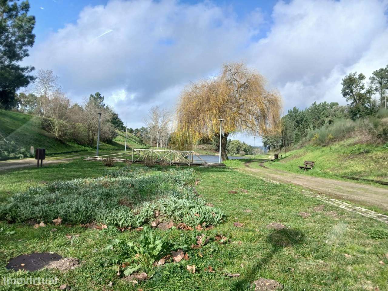 Moradia T4 com Piscina e Terreno Próxima de Constância-20