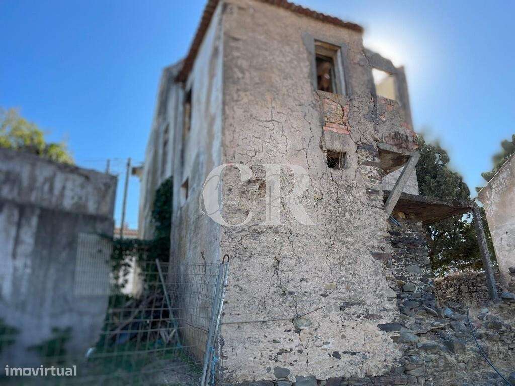 6 Prédios Urbanos e um Terreno Rústico para Renovação – Lousã-25