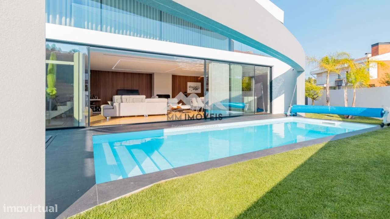 Moradia | T4 | Piscina | Maia-48