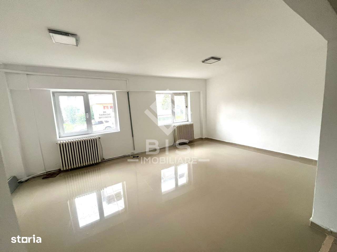 Spatiu de inchiriat  -  Andrei Muresanu - Imagine principală: 3/5