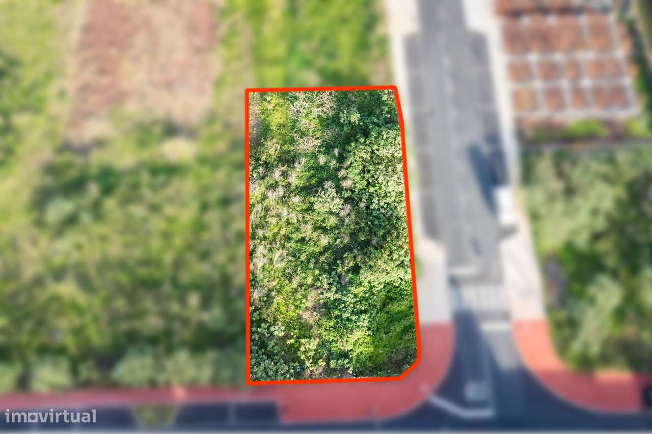 Terreno na Alameda de Belém, Fajã de Baixo, Ponta Delgada - Grande imagem: 3/6