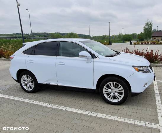 Lexus RX - 4