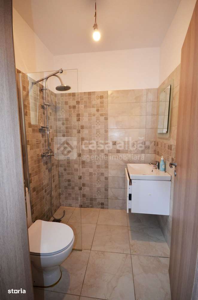 Casa moderna de inchiriat, Valea Adanca, Parter+Etaj, curte - Imagine principală: 5/17