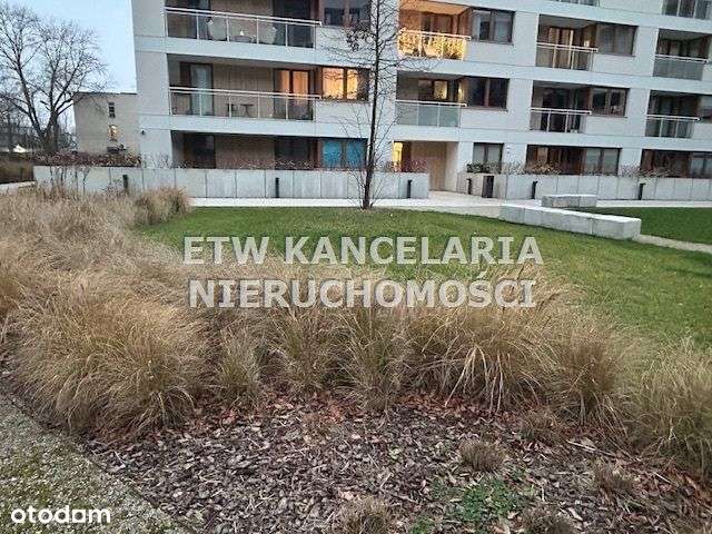 Wygodne 2 pokoje, balkon, garaż, komórka-12