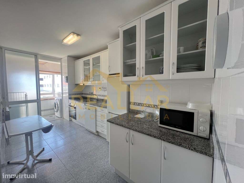 APARTAMENTO T3 EM LOCALIZAÇÃO DE SONHO! - Grande imagem: 2/25