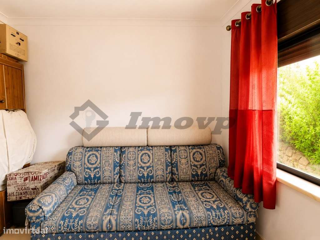 Moradia T3 com amplo terreno a 1,5 km da praia, Vila do Bispo-15