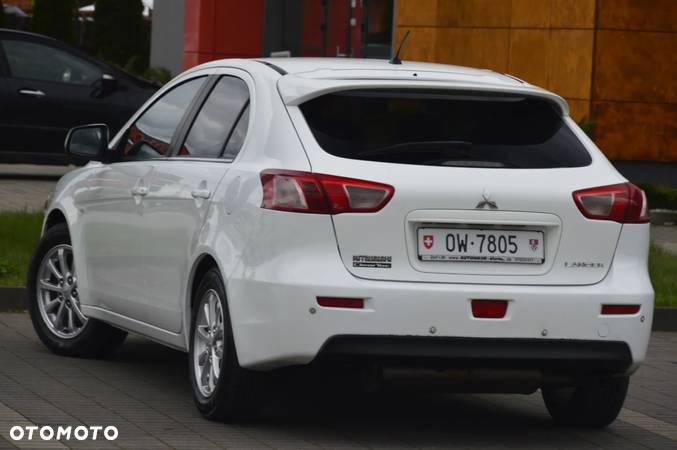 Mitsubishi Lancer 1.6 Invite - 14