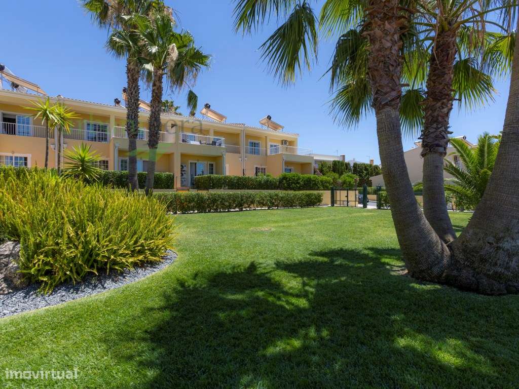 Apartamento com 2 quartos-13