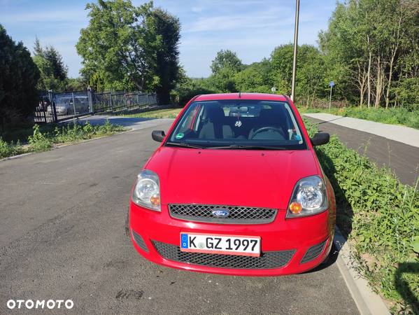 Ford Fiesta 1.3 Ambiente - 5