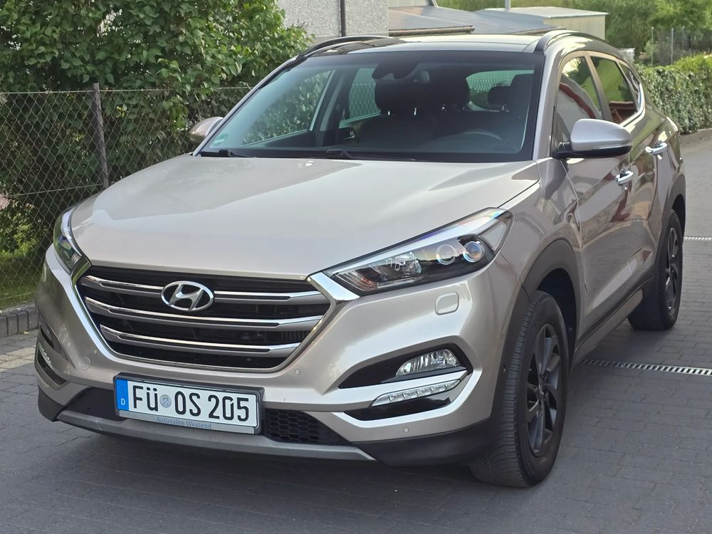 Hyundai Tucson III 1.6 T-GDi Premium 4WD DCT 2012