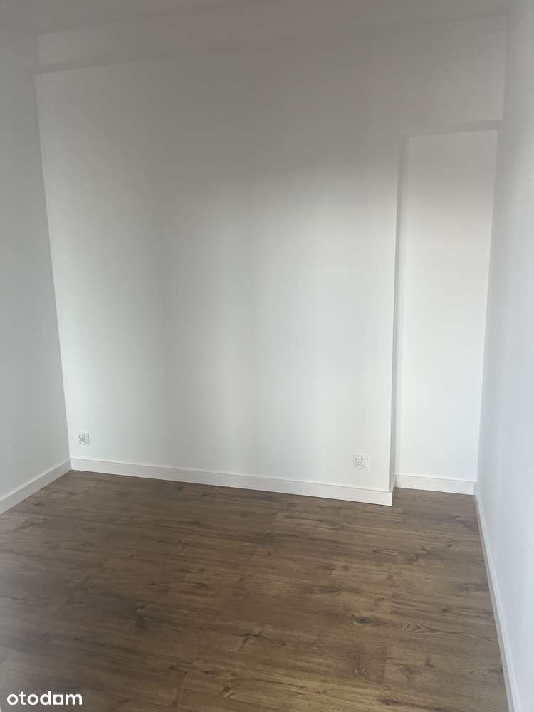 Nowy Apartament  w Centrum , 2 pokoje , Balkon, Piwnica , Parking-6