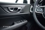 Volvo V60 B4 B Plus Dark - 12