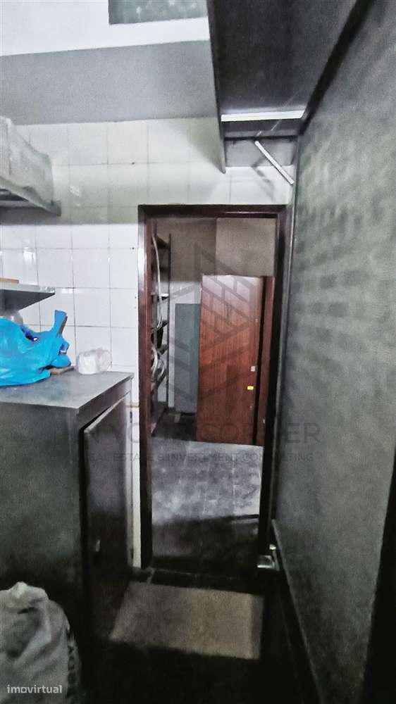 Loja  Venda em São Vicente,Lisboa-39