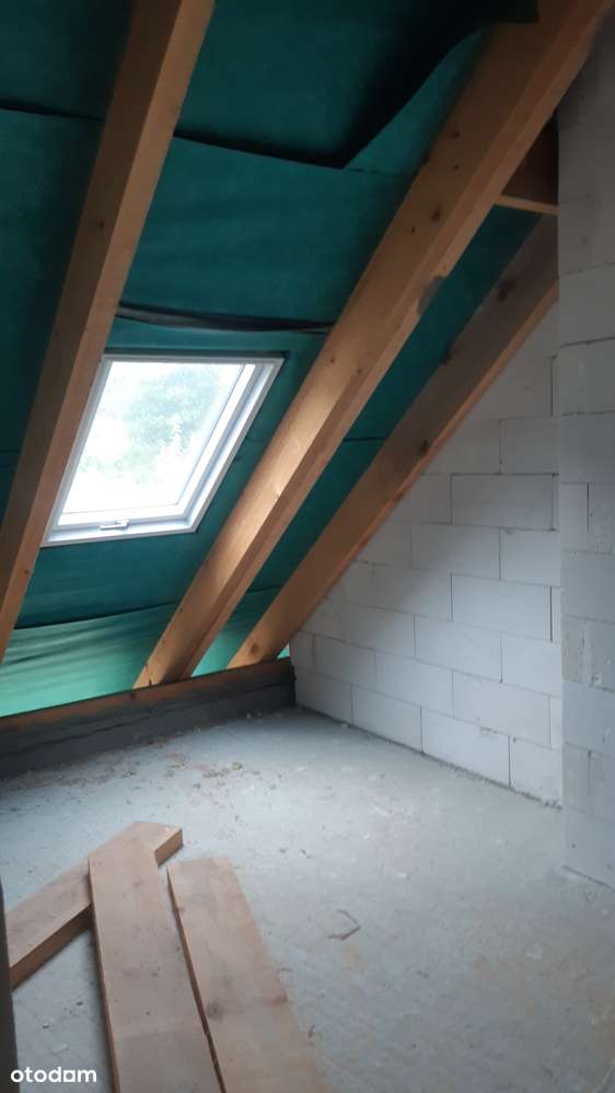 komfortowy duży dom w zacisznym osiedlu-9