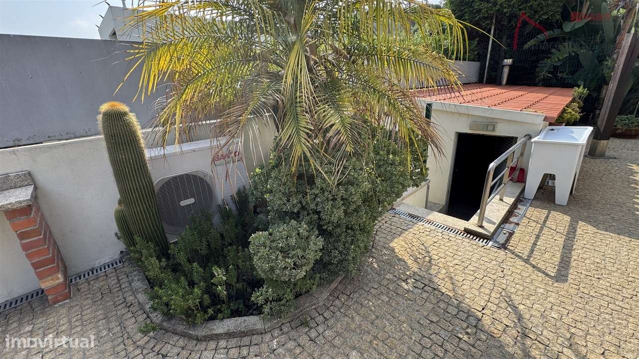 Moradia Isolada T3 com Piscina em Adaufe, Braga-51