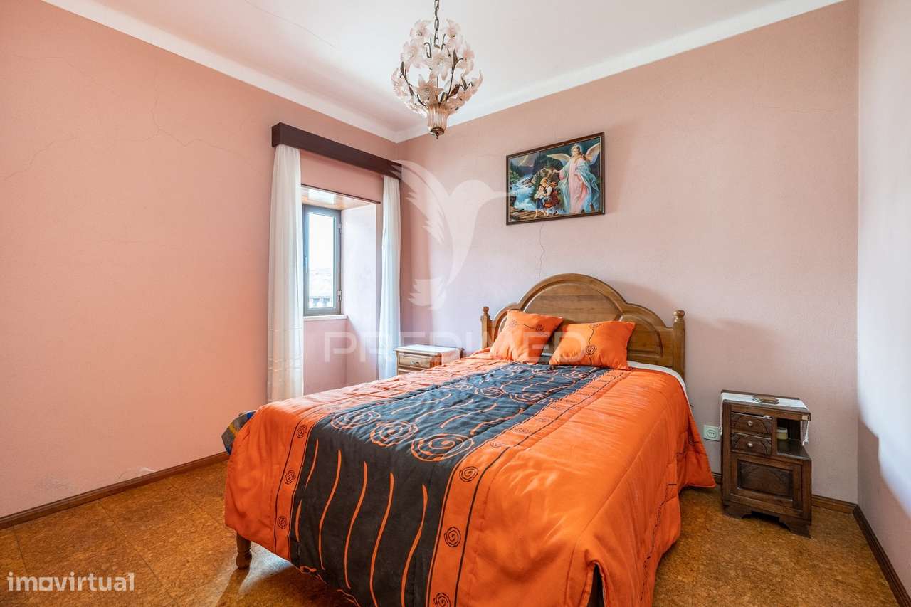 Moradia Bi-Familiar T5 à Venda | Aljubarrota – Alcobaça - Grande imagem: 4/35