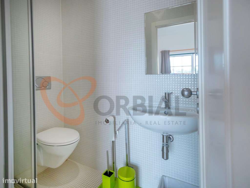 Moradia V2 para venda, inserida em condomínio privado com piscina, ...-28