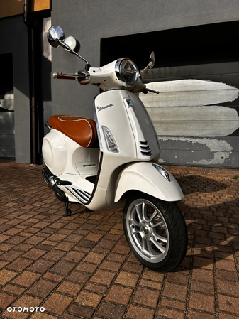 Vespa Primavera - 3