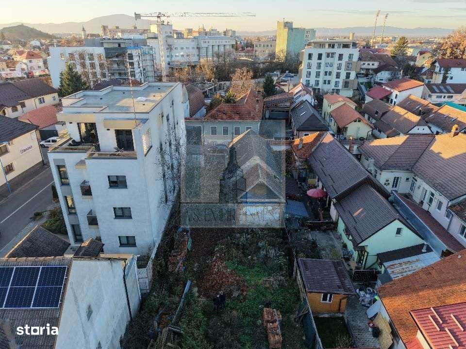 Casa individuala 4 camere-curte proprie 600mp- zona Brasovul Vechi-0