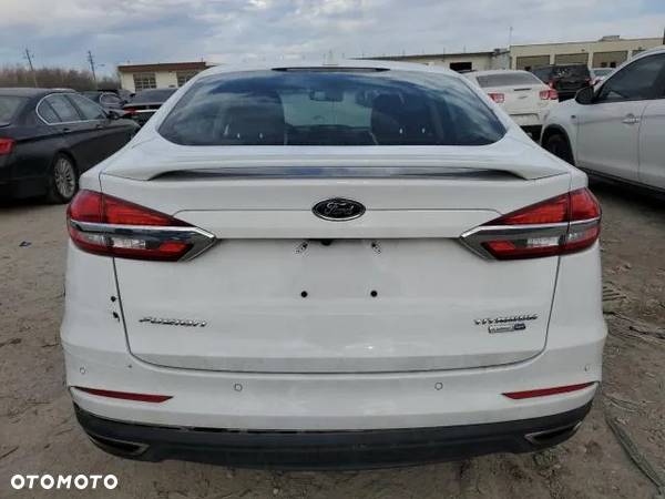 Ford Fusion 2.0 EcoBoost Titanium - 6