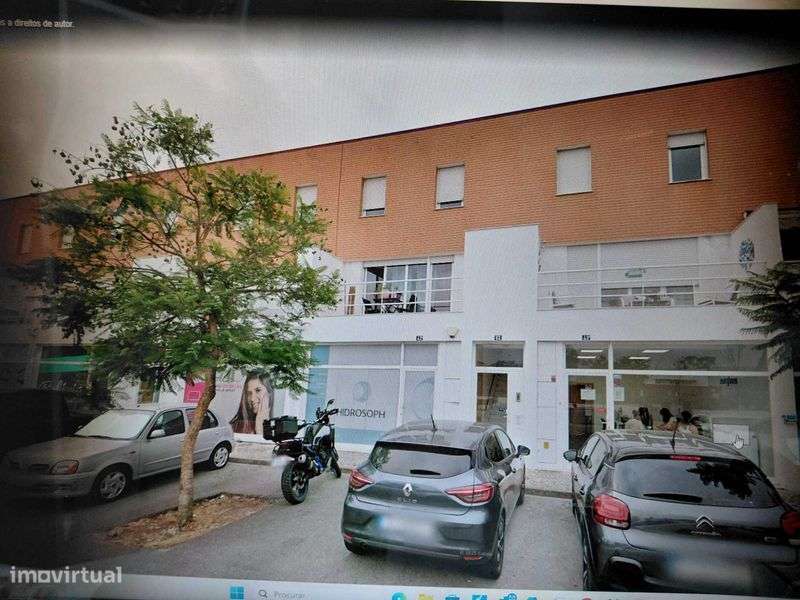 Espaço comercial junto ao Continente - Grande imagem: 4/5